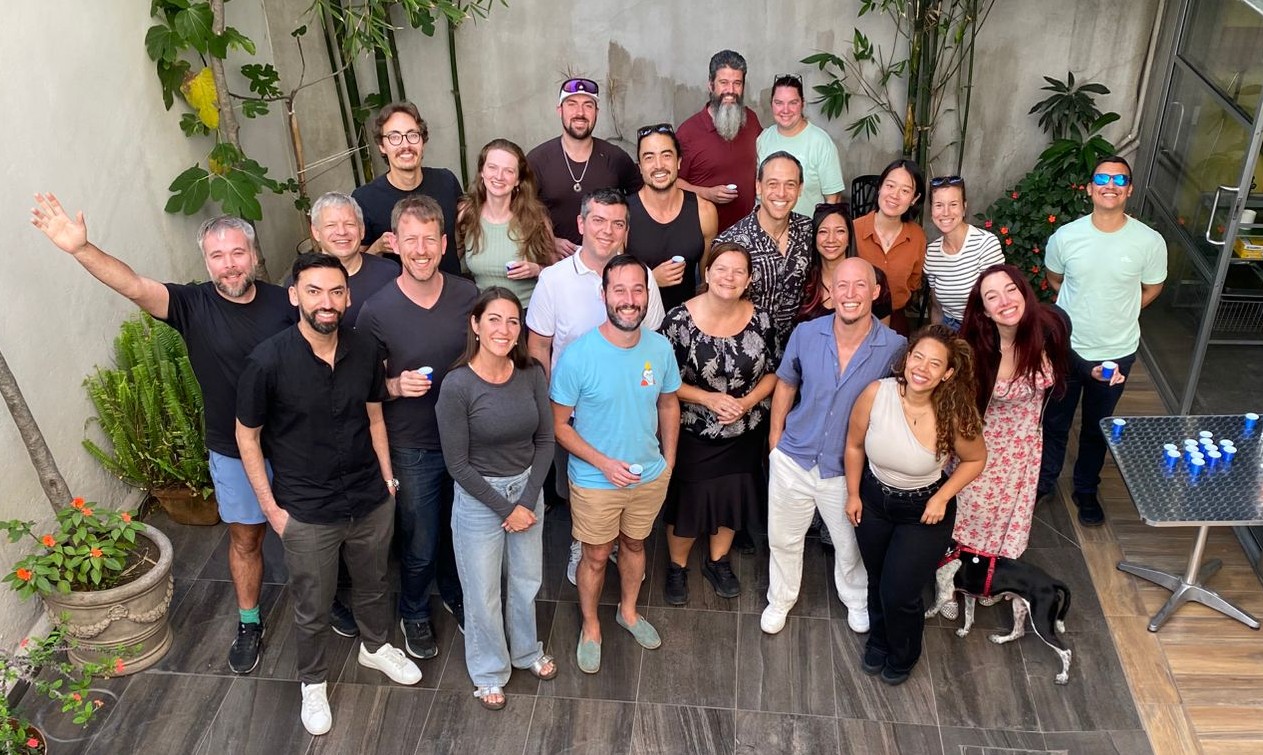 25 business owners together after a build day